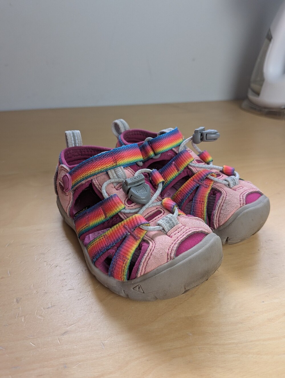KEEN Kid Sandals Girl Size 8 Velcro Closure